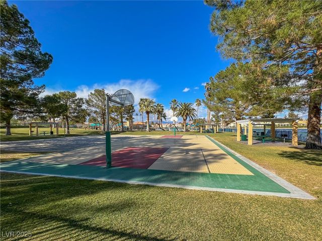 8321 Emerald Isle Avenue, Las Vegas, NV 89128