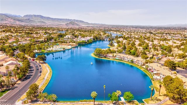 8321 Emerald Isle Avenue, Las Vegas, NV 89128