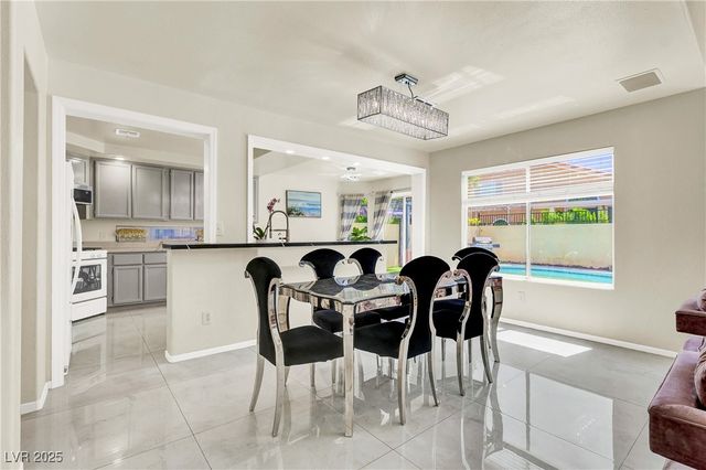 8321 Emerald Isle Avenue, Las Vegas, NV 89128