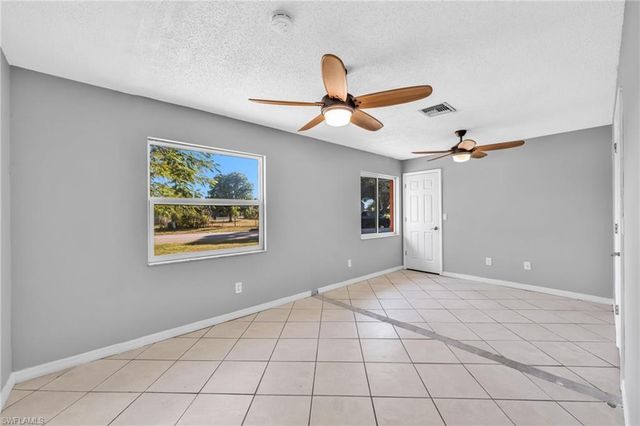 1391 Sourwood CT, North Fort Myers, FL 33917