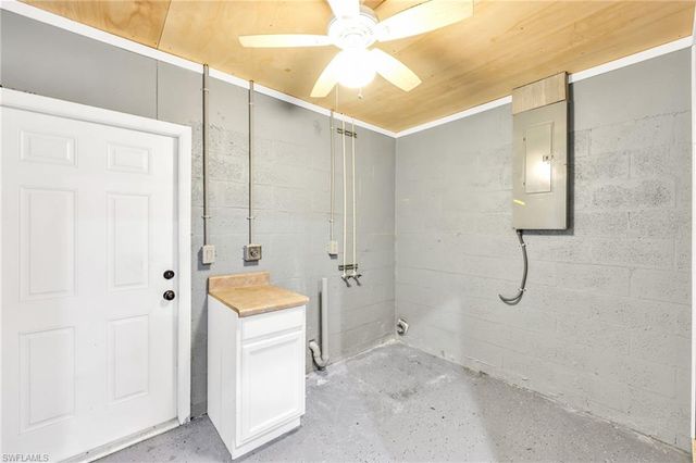 1391 Sourwood CT, North Fort Myers, FL 33917