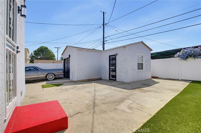 428 W 98th, Los Angeles, CA 90003