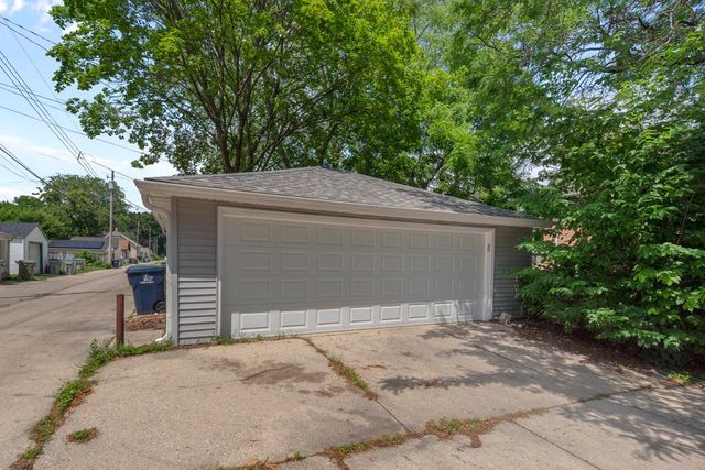 2777 S 47th STREET, Milwaukee, WI 53219