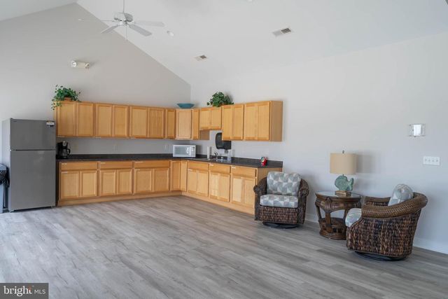 10 GOLDEN EAGLE DR, Ocean View, DE 19970