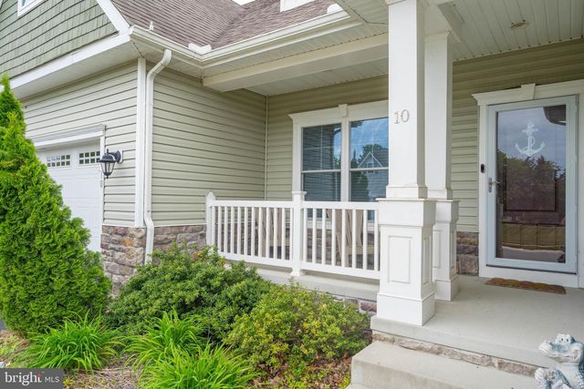 10 GOLDEN EAGLE DR, Ocean View, DE 19970