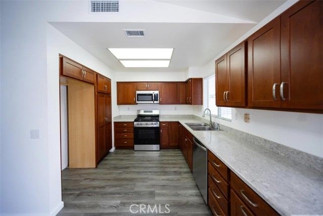 25085 Laguna Honda, Hemet, CA 92544