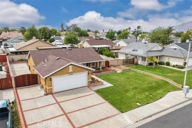 25085 Laguna Honda, Hemet, CA 92544