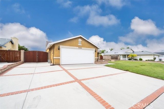 25085 Laguna Honda, Hemet, CA 92544