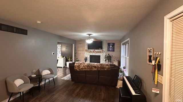 1238 Crimson Leaf Drive, Goshen, IN 46526