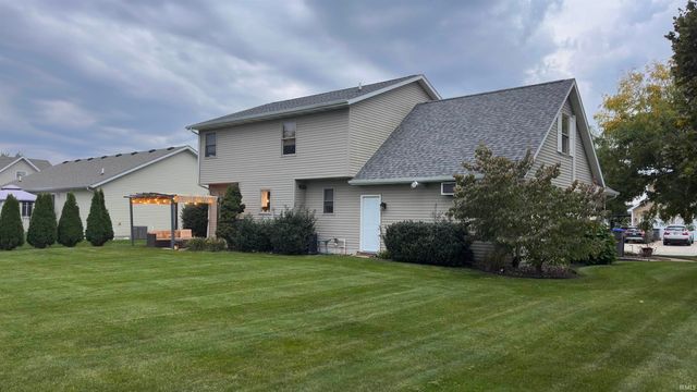 1238 Crimson Leaf Drive, Goshen, IN 46526
