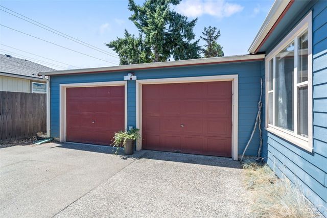 953 Liberty Street SW, Olympia, WA 98512