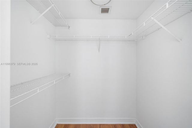 1111 Brickell Bay Dr 211, Miami, FL 33131