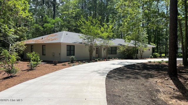 20 Sunfield Drive, Carolina Shores, NC 28467