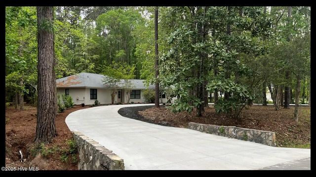 20 Sunfield Drive, Carolina Shores, NC 28467