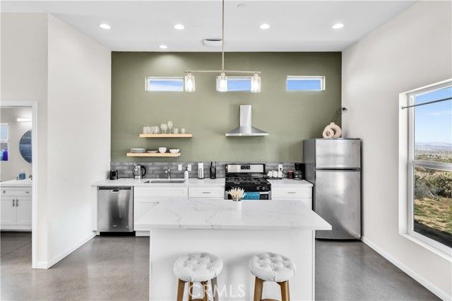 7276 Encina Road, Joshua Tree, CA 92252