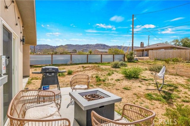 7276 Encina Road, Joshua Tree, CA 92252