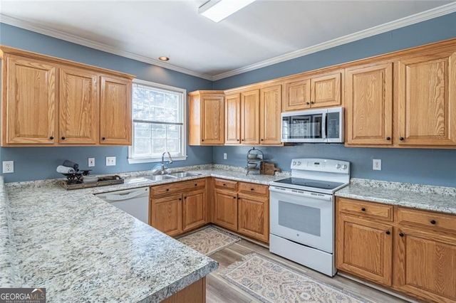 1882 Skidmore Circle, Lawrenceville, GA 30044