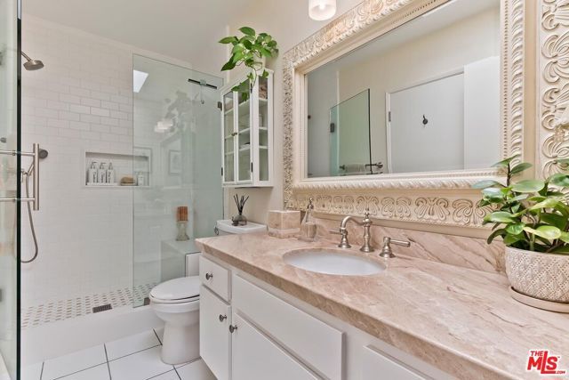 853 Larrabee Street 7, West Hollywood, CA 90069
