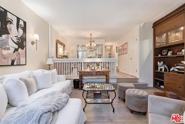 853 Larrabee Street 7, West Hollywood, CA 90069