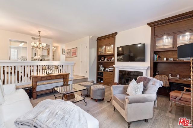 853 Larrabee Street 7, West Hollywood, CA 90069