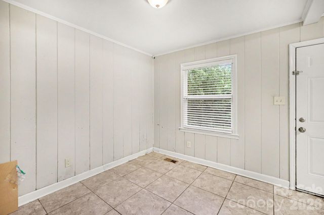 3700 Sargeant Drive, Charlotte, NC 28217