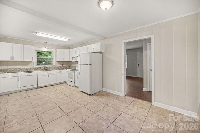 3700 Sargeant Drive, Charlotte, NC 28217