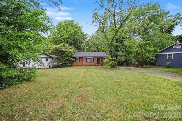 3700 Sargeant Drive, Charlotte, NC 28217