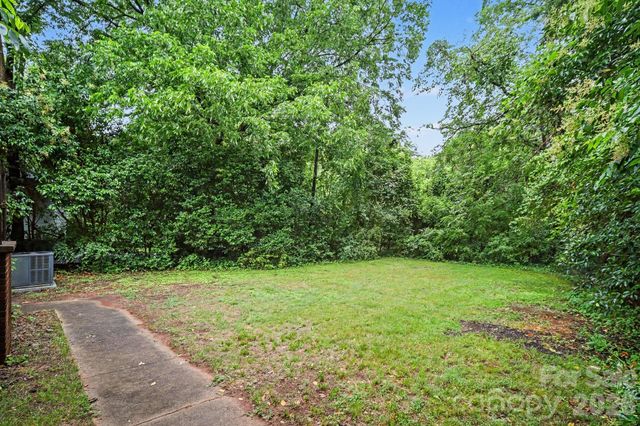 3700 Sargeant Drive, Charlotte, NC 28217