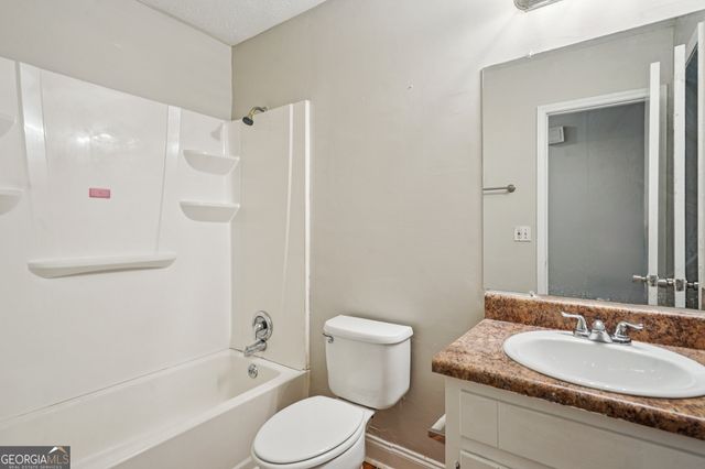 3585 Royal Court, Snellville, GA 30039