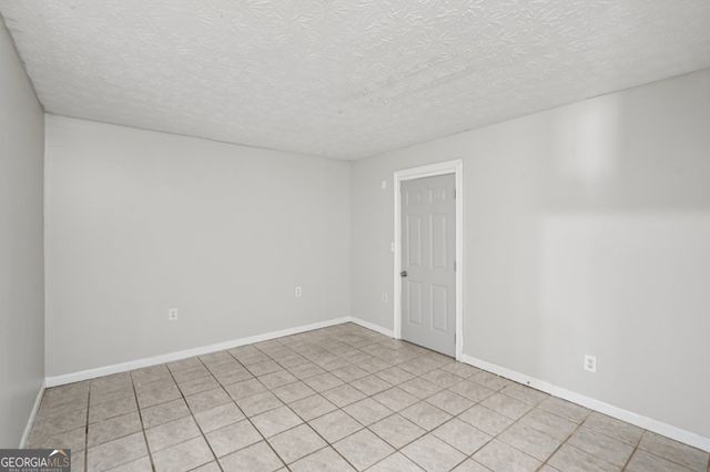 3585 Royal Court, Snellville, GA 30039