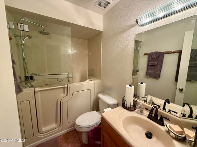 1938 E Desert Drive, Phoenix, AZ 85042