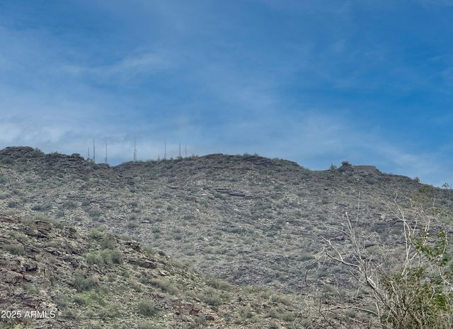 1938 E Desert Drive, Phoenix, AZ 85042