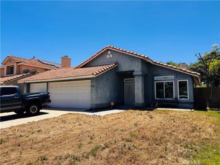 1899 Harbor Drive, Hemet, CA 92545