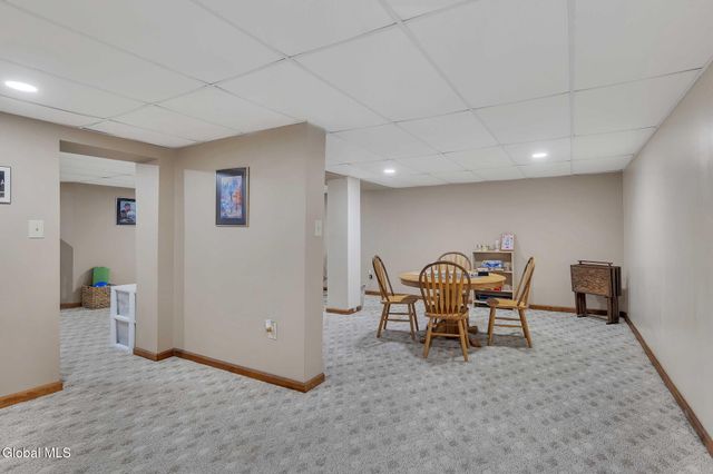 61 Johnson Road, Halfmoon, NY 12118