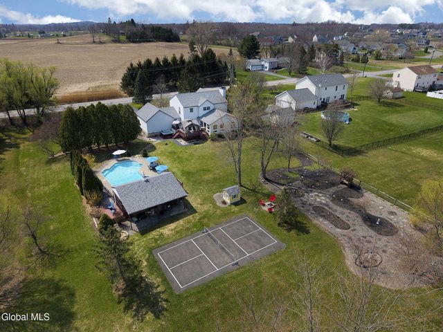 61 Johnson Road, Halfmoon, NY 12118