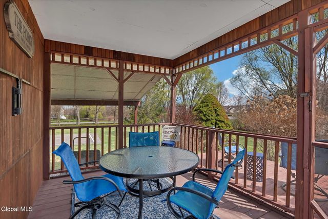 61 Johnson Road, Halfmoon, NY 12118