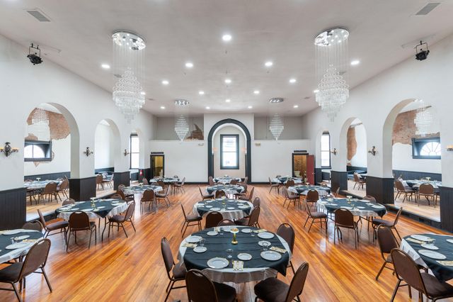 518 VINE ST, Boonville, MO 65233