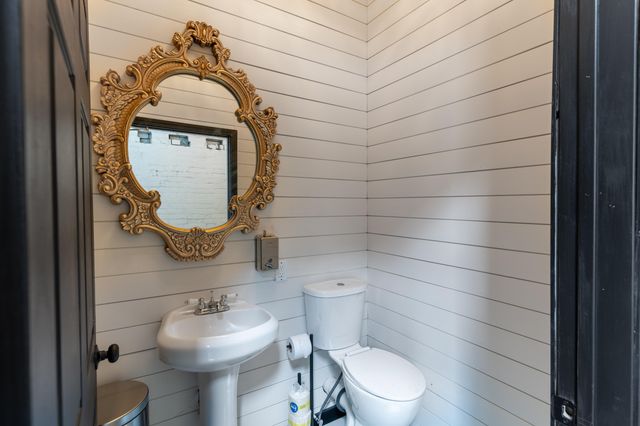 518 VINE ST, Boonville, MO 65233