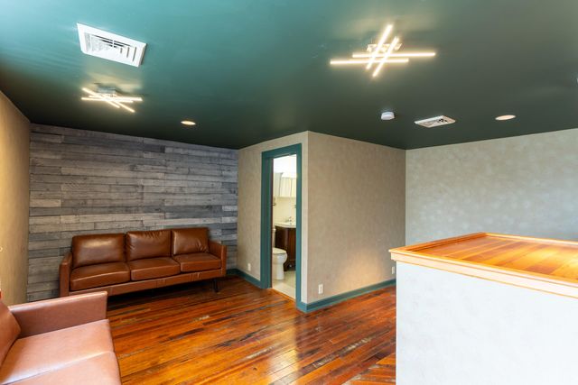 518 VINE ST, Boonville, MO 65233