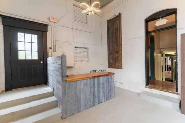 518 VINE ST, Boonville, MO 65233