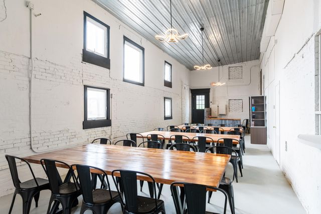 518 VINE ST, Boonville, MO 65233