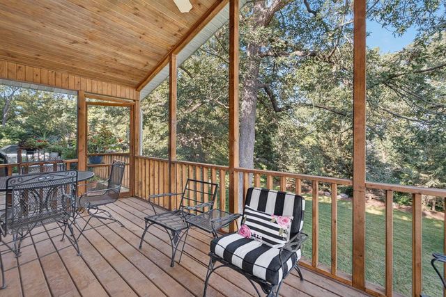 236 E McKinley Street, Stoughton, WI 53589