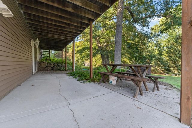 236 E McKinley Street, Stoughton, WI 53589