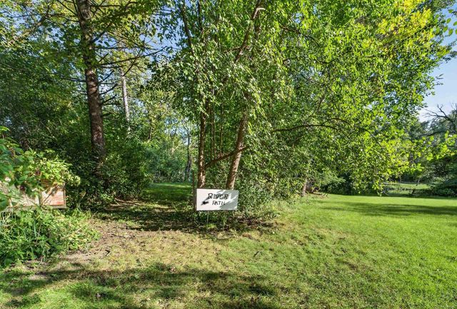 236 E McKinley Street, Stoughton, WI 53589