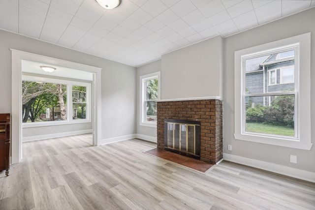 117 E Pleasant Street, Mankato, MN 56001