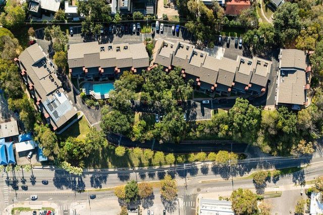 1501 W Barton Springs RD 107, Austin, TX 78704