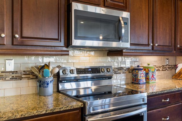 9231 Falls Creek Trail NW, Albuquerque, NM 87120