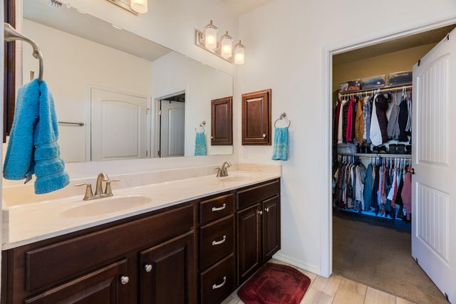 9231 Falls Creek Trail NW, Albuquerque, NM 87120