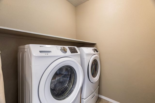 9231 Falls Creek Trail NW, Albuquerque, NM 87120