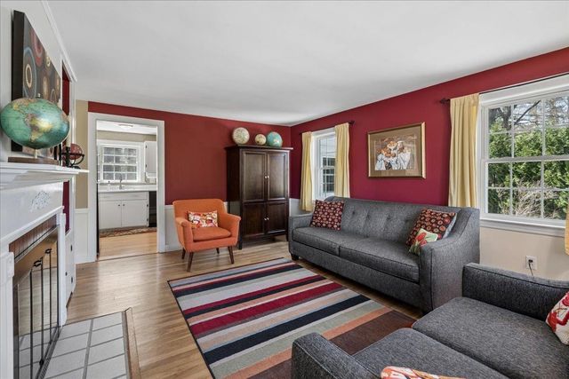 321 Spring Street, Hopkinton, NH 03229